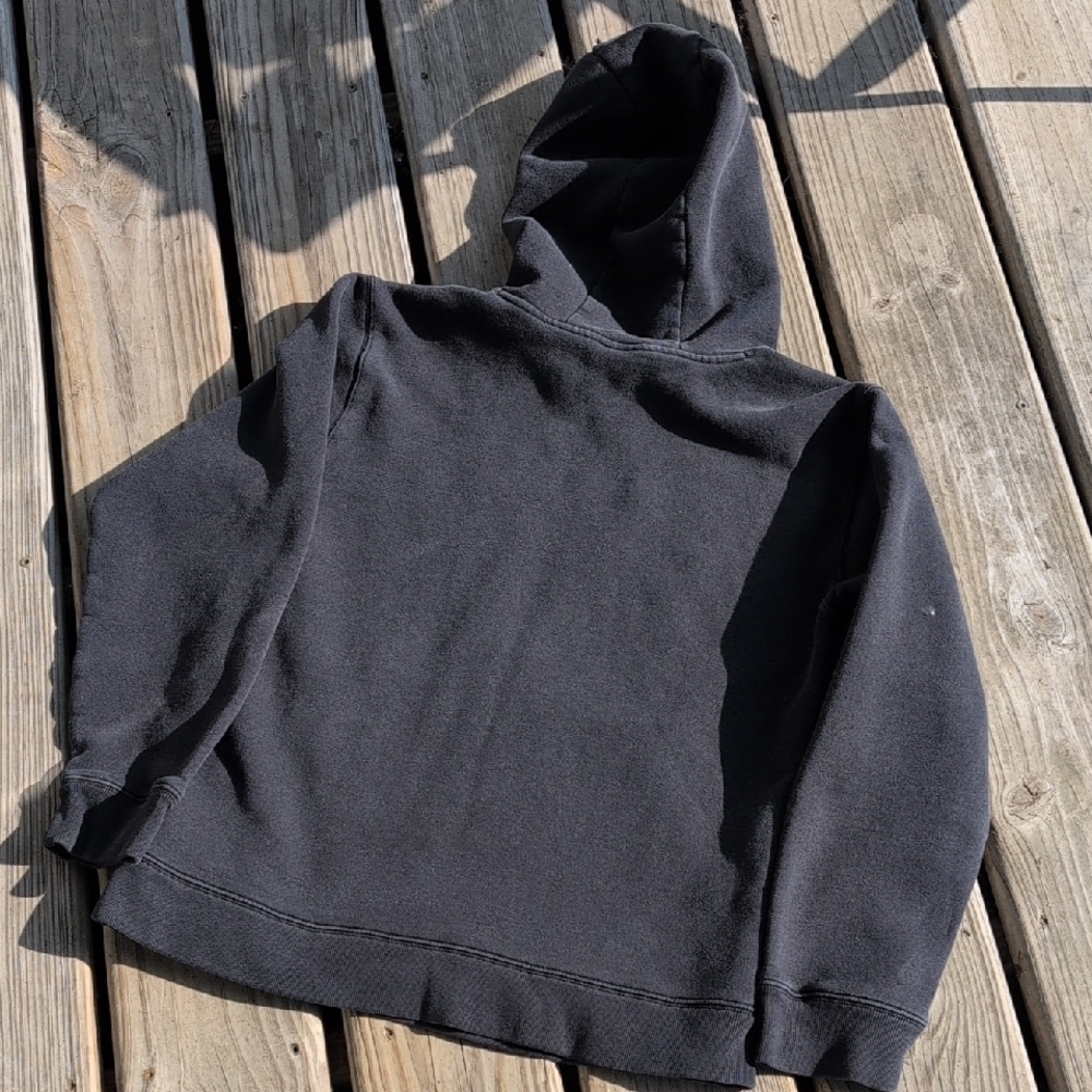 14/16 Carhartt Black and Yellow Sweatshirt for Effortless Style - Picture 5 of 5